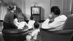Gear-TV-binge-10079749